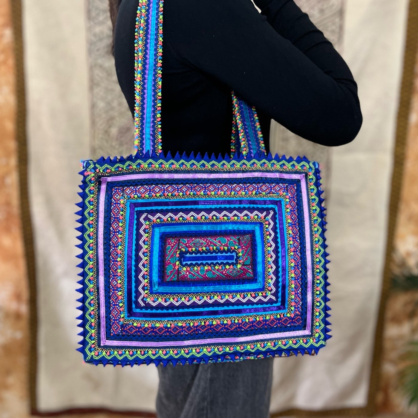 Tote Bag – AMOUNEE - Handloom & Handicraft