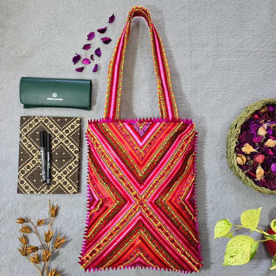 Hari Jari Art Pabi Rectangular Tote Bag