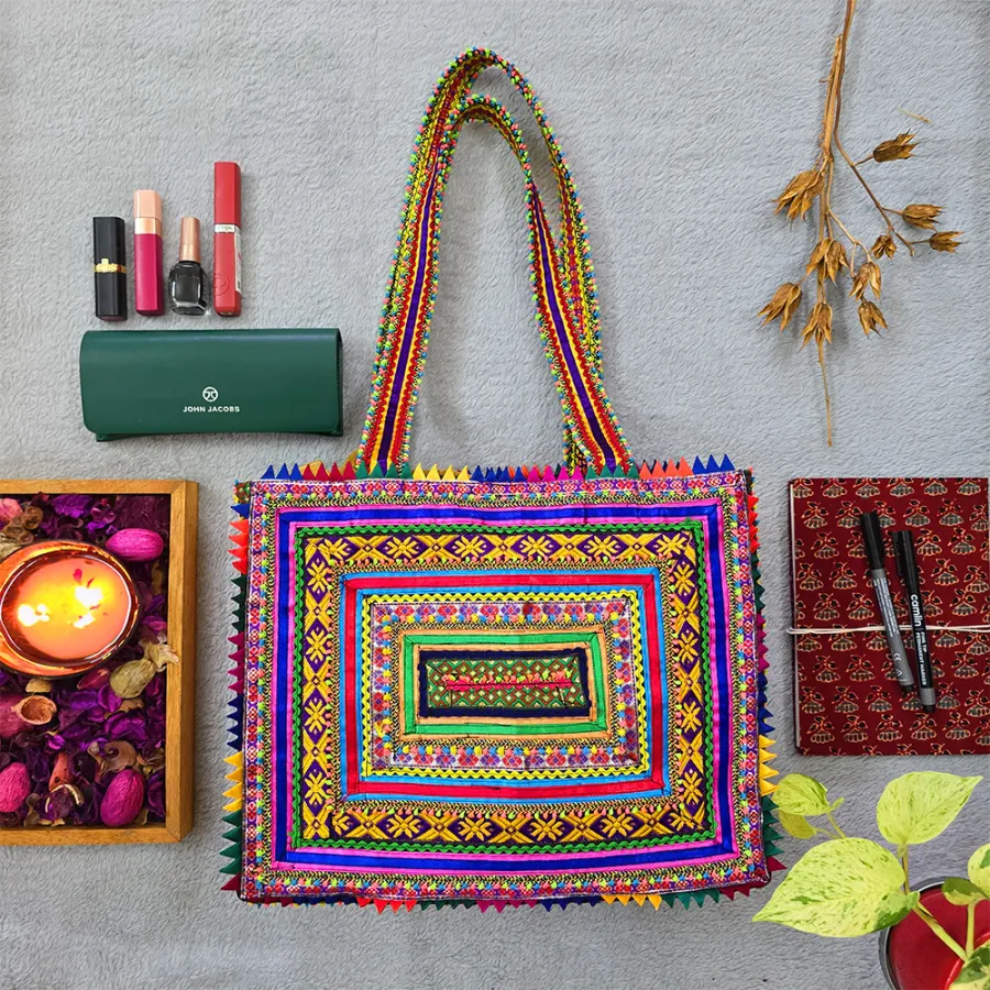 Hari Jari Art Rectangular Large Pabi Bag