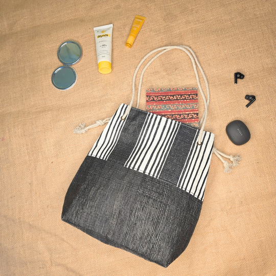 Raji Bucket Bag - Image 4