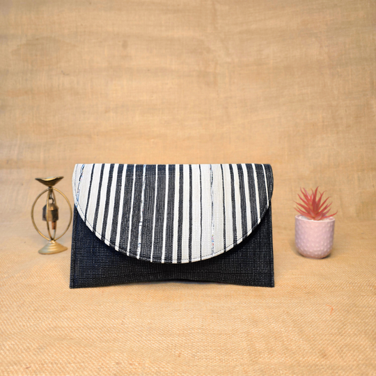 Upcycled plastic weaving clutch