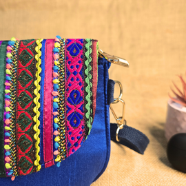 Pabiben- Violet & Multicolour flap Hari Jari Art Pabi Sling Bag - Image 3